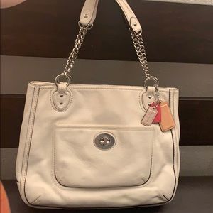 COACH White leather shoulder bag